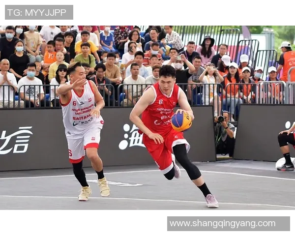 南京同曦与天津男篮激战正酣谁能在赛场上笑到最后 南京同曦与天津男篮激战正酣谁能在赛场上笑到最后