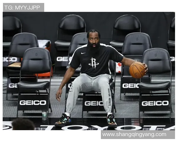 哈登状态骤降引发76人续约犹豫四年一亿六千万计划面临挑战 哈登状态骤降引发76人续约犹豫四年一亿六千万计划面临挑战