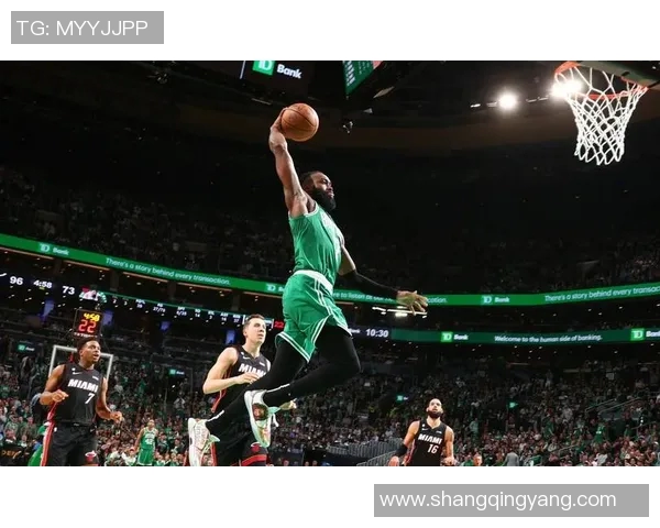 杰伦布朗：从新星到领袖的篮球之路与未来展望