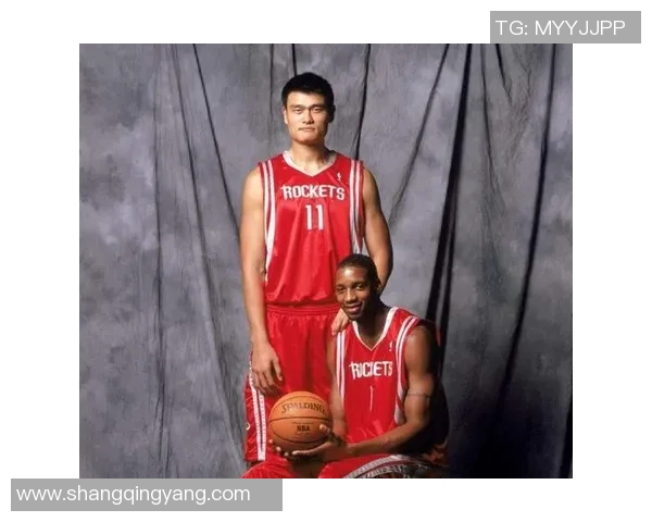 火箭队与热火激战姚明狂砍34分展现统治力的精彩对决 火箭队与热火激战姚明狂砍34分展现统治力的精彩对决