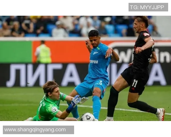 莫斯巴达与克拉斯的激烈对决揭示足球战术的深层次博弈与精彩瞬间