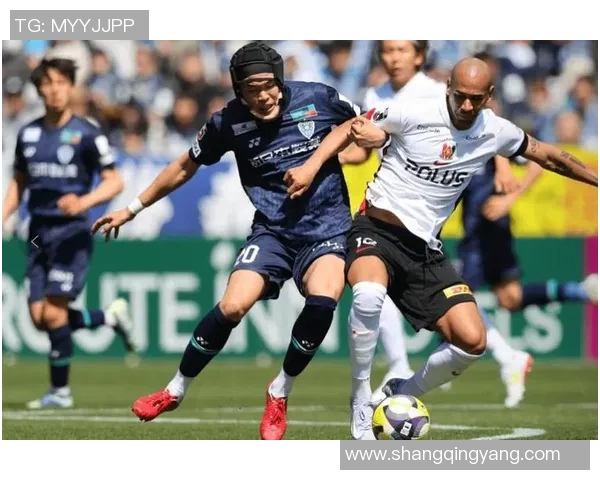 长崎航海对阵町田的精彩较量展现足球魅力与团队精神